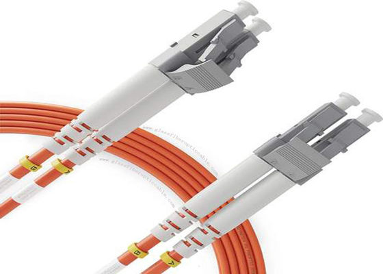 품질  LC / UPC OM2 Duplex 3.0mm PVC Duplex Patch Cord , 3m / 5m LC FC SC ST SM Fiber Optic Cable 공장