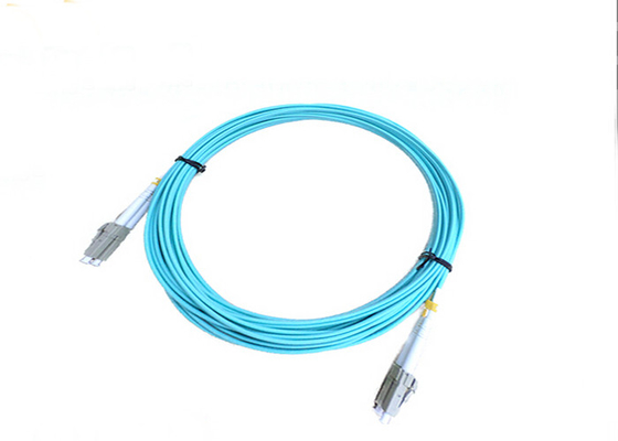 파란 FO는 케이블 OM3 1C 2C LSZH 길이 20M 30M 50M 연결관 유형 LC UPC를 깁습니다